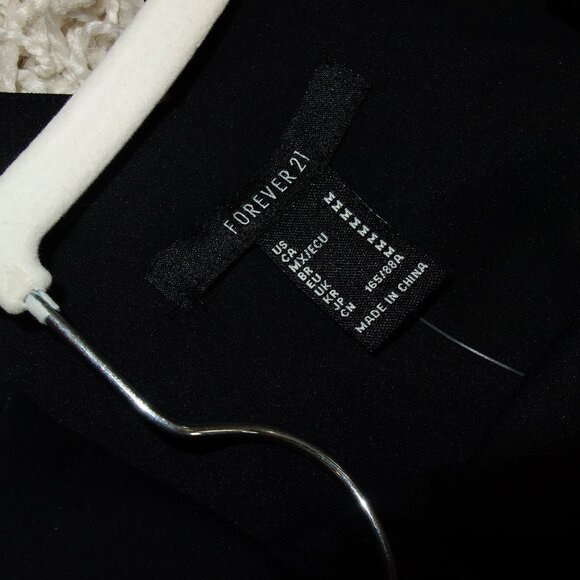 Set 4 Bodysuits - Sizes S and M - NEW - Picture 15 of 16